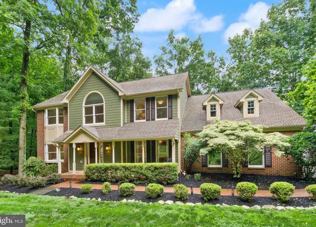 Property at 17842 Oakmont Way, Purcellville, VA 20132, 5 beds, 3.5 baths