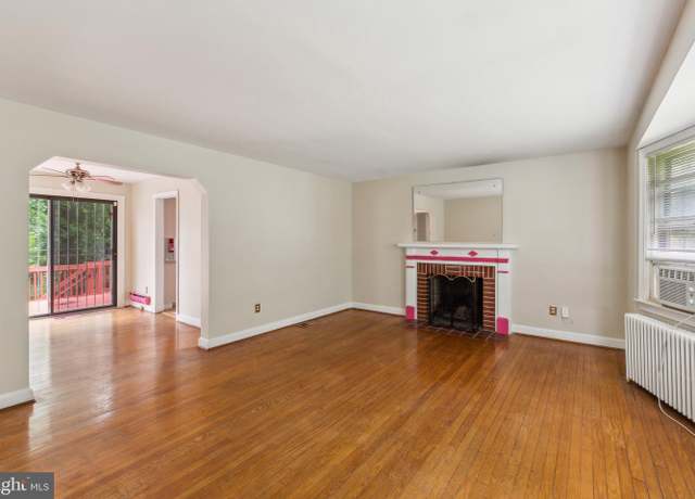 Property at 3541 Highwood Dr SE, Washington, DC 20020, 4 beds, 2 baths