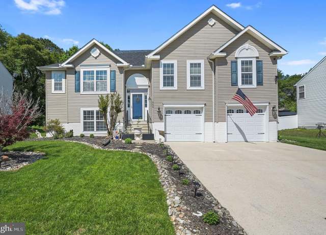 Property at 550 Kentland Ave, Dover, DE 19901, 5 beds, 3 baths
