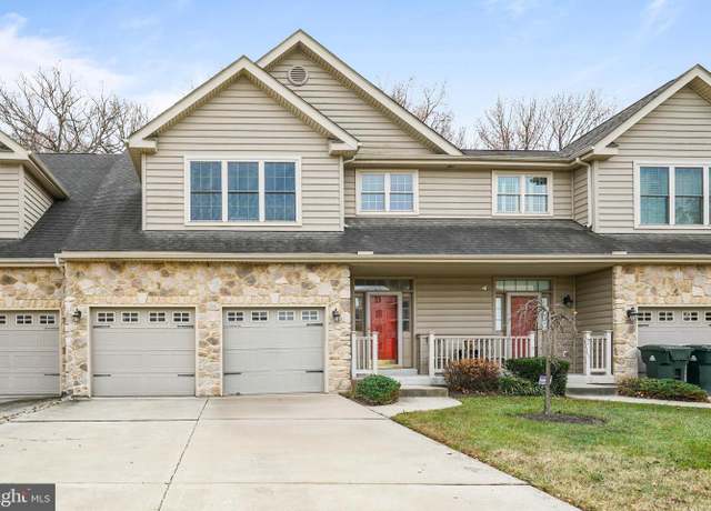 Property at 34 Fountainview Dr, Newark, DE 19713, 2 beds, 2.5 baths