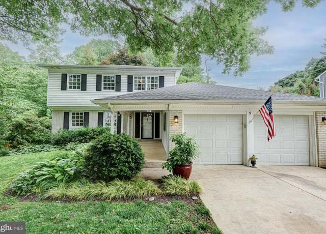 Property at 9 Henderson Hill Rd, Newark, DE 19711, 4 beds, 2.5 baths