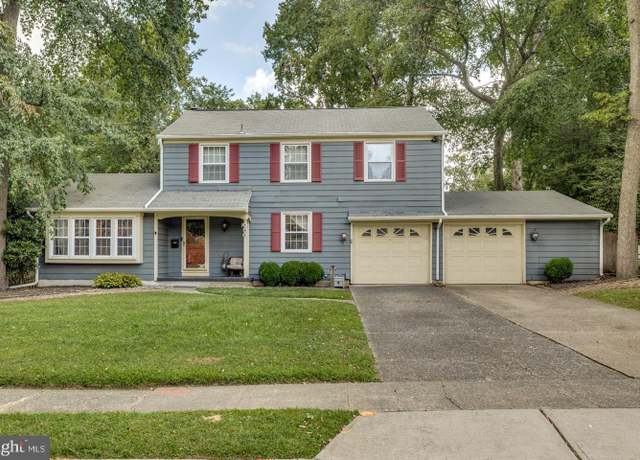 Property at 164 Fox Chase Dr, Delran, NJ 08075, 3 beds, 2.5 baths