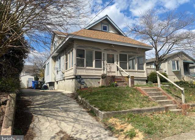 Property at 207 S Grove Ave, National Park, NJ 08063, 3 beds