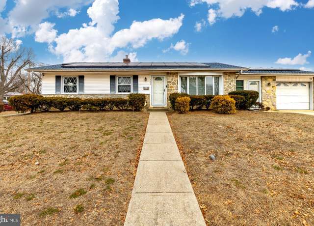 Property at 262 Huff Ave, Paulsboro, NJ 08066, 3 beds, 2 baths