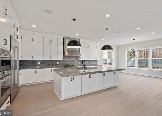 Property at 884 N Manchester St, Arlington, VA 22205, 5 beds, 4.5 baths