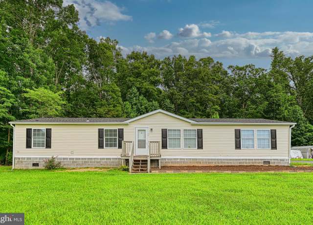 Property at 5290 W Old Mountain Rd, Louisa, VA 23093, 3 beds, 2 baths