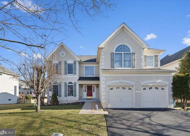 Property at 43089 Finders Ln, Chantilly, VA 20152, 7 beds, 3.5 baths