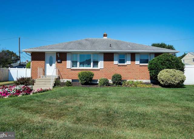 Property at 307 Hawke Dr, Wilmington, DE 19804, 3 beds, 1.5 baths