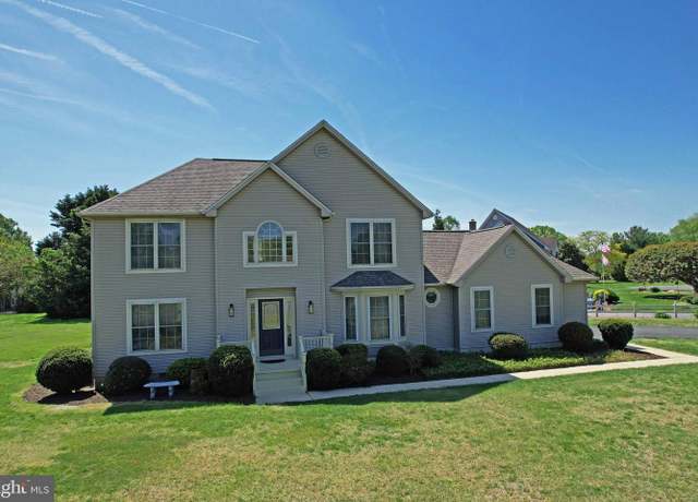 Property at 423 Park Ln, Millsboro, DE 19966, 3 beds, 2.5 baths
