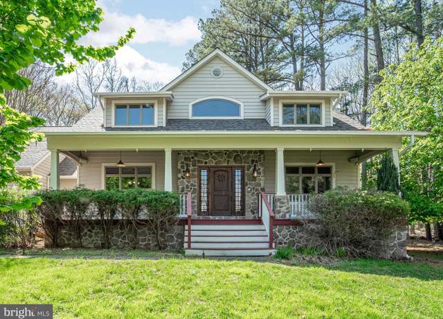 Property at 16746 Whites Store Rd, Boyds, MD 20841, 5 beds, 3.5 baths