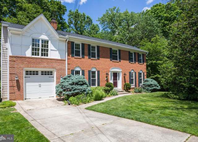 Property at 14206 Castaway Dr, Rockville, MD 20853, 4 beds, 3.5 baths