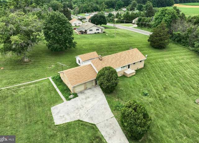 Property at 2779 Centennial Rd, Hanover, PA 17331, 3 beds, 1 bath