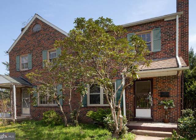 Property at 327 Oak Hill Dr, Middletown, PA 17057, 3 beds, 1 bath