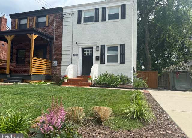 Property at 4422 Vermont Ave, Alexandria, VA 22304, 2 beds, 2 baths