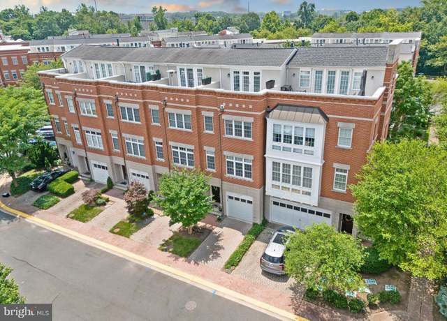 Property at 12129 Chancery Station Cir, Reston, VA 20190, 3 beds, 3 baths