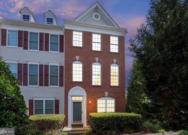 Property at 42806 Longworth Ter, Chantilly, VA 20152, 3 beds, 3.5 baths