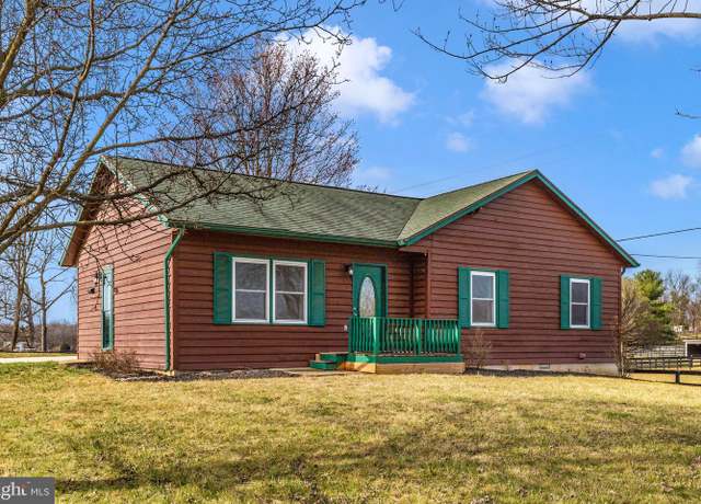 Property at 54 Stony Ln, Ranson, WV 25438, 3 beds, 2 baths