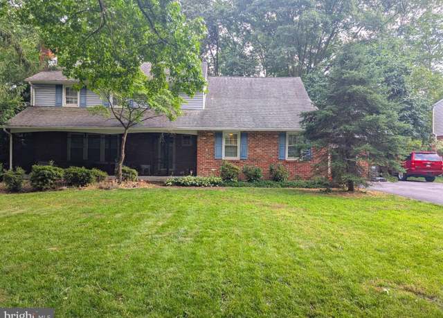 Property at 2219 Pennington Dr, Wilmington, DE 19810, 5 beds, 3 baths