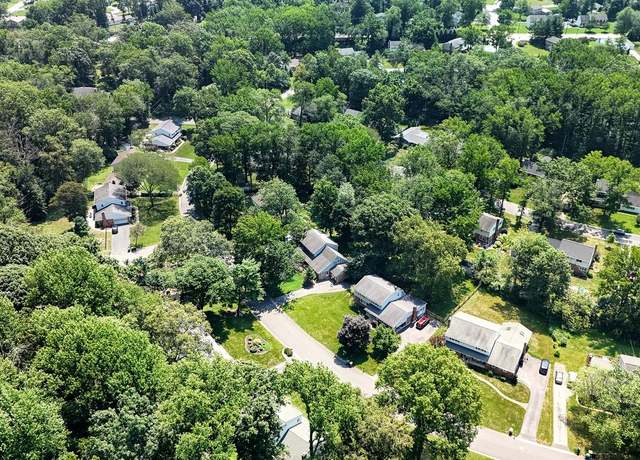Property at 2219 Pennington Dr, Wilmington, DE 19810, 5 beds, 3 baths