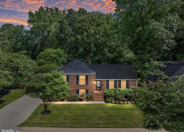 Property at 1589 Crofton Pkwy, Crofton, MD 21114, 4 beds, 3 baths