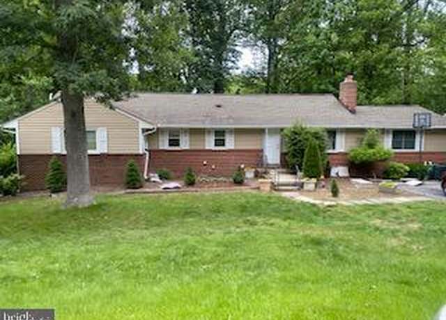 Property at 5912 Windham Rd, Laurel, MD 20707, 7 beds, 3 baths
