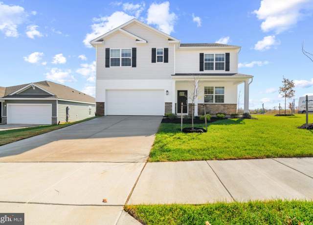 Property at 660 Armstrong Ave, Hagerstown, MD 21740, 5 beds, 3 baths