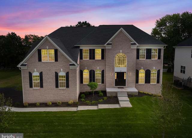 Property at 17 Charlotte Ct, Marlton, NJ 08053, 5 beds, 4 baths