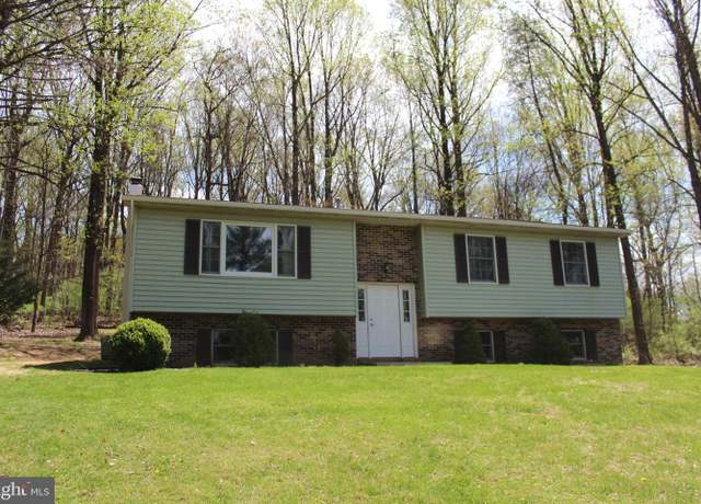 Property at 306 Westley Rd, Mohnton, PA 19540, 3 beds, 2.5 baths