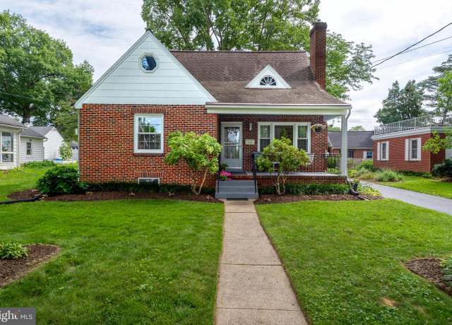 Property at 111 N Grant St, Manheim, PA 17545, 3 beds, 1.5 baths