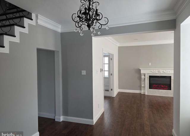 Property at 494 W King St, Philadelphia, PA 19144, 3 beds, 3.5 baths
