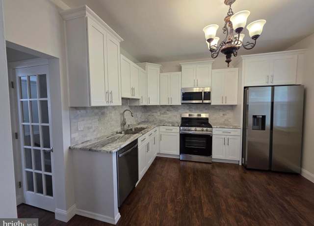 Property at 494 W King St, Philadelphia, PA 19144, 3 beds, 3.5 baths