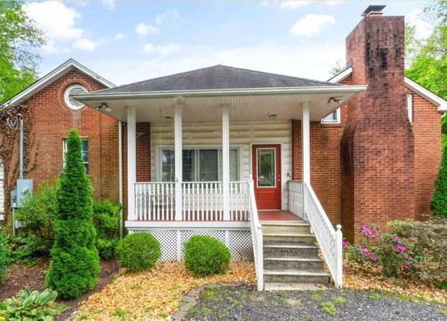 Property at 12917 Fitzwater Dr, Nokesville, VA 20181, 3 beds, 2 baths