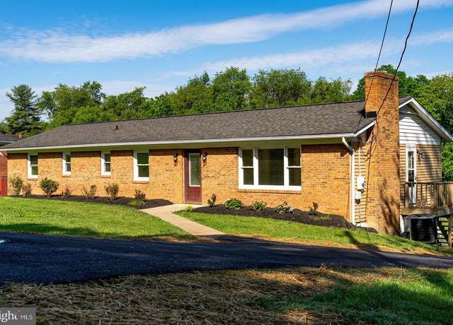 Property at 192 Jackson Ave, New Market, VA 22844, 4 beds, 2 baths
