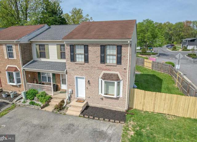 Property at 34 Shetland Way, New Castle, DE 19720, 2 beds, 1.5 baths