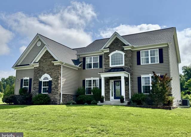 Property at 815 Summersweet Ct, Huntingtown, MD 20639, 5 beds, 3.5 baths