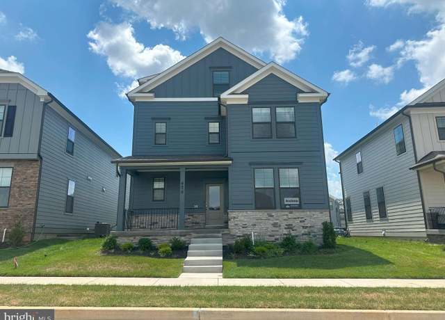 Property at 470 Herringbone Way, Frederick, MD 21701, 5 beds, 5.5 baths
