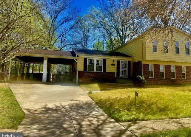 Property at 8924 Bluffwood Ln, Fort Washington, MD 20744, 5 beds, 2.5 baths