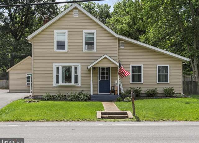 Property at 20435 Jefferson Blvd, Hagerstown, MD 21742, 4 beds, 2.5 baths