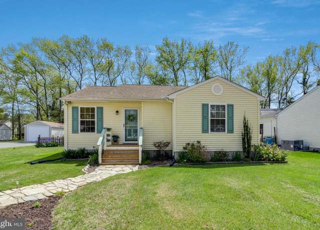 Property at 16 Westminster Dr, Berlin, MD 21811, 3 beds, 2 baths