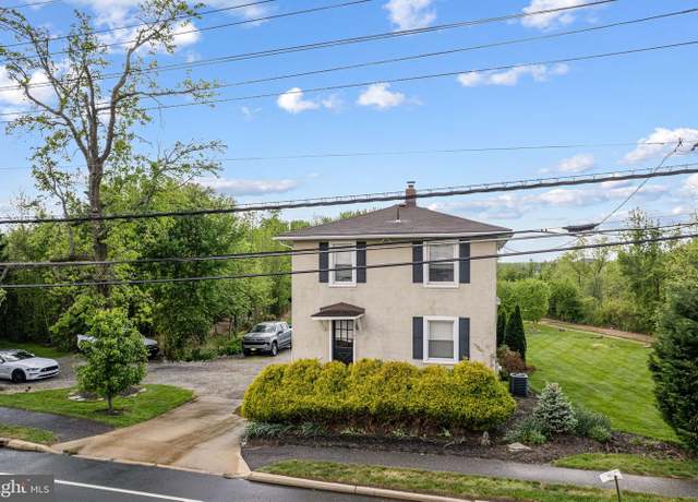 Property at 780 Hartford Rd, Moorestown, NJ 08057, 3 beds, 1.5 baths