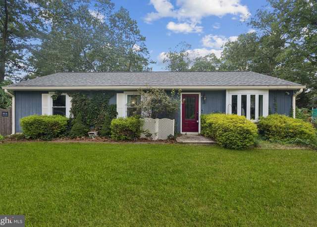 Property at 120 Clubhouse Rd, Browns Mills, NJ 08015, 3 beds, 1 bath