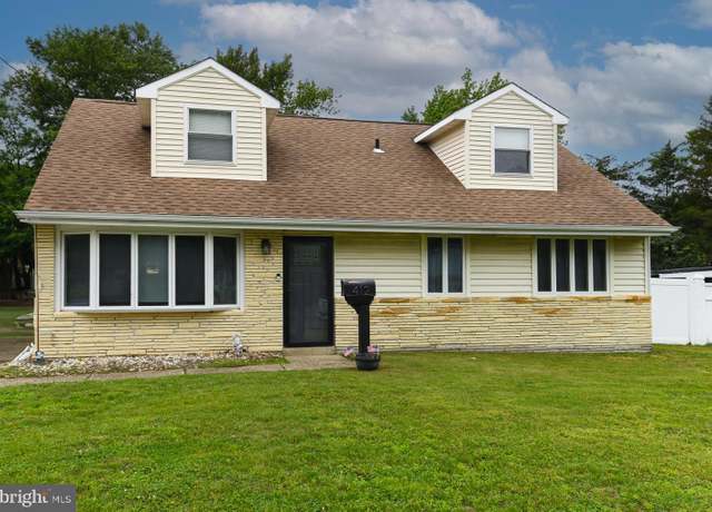 Property at 412 University Blvd, Wenonah, NJ 08090, 5 beds, 2 baths