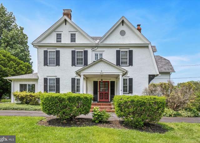 Property at 508 Station Ave, Langhorne, PA 19047, 4 beds, 3.5 baths