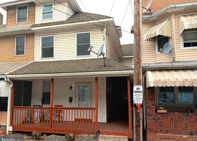 Property at 333 W Abbott St, Lansford, PA 18232, 3 beds, 1.5 baths