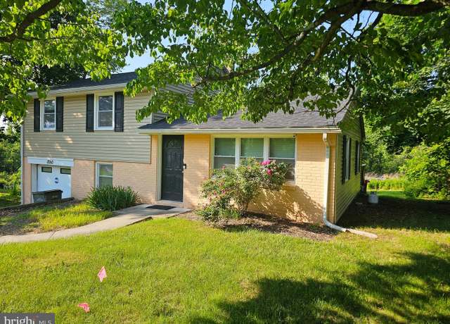 Property at 1090 Levengood Rd, Pottstown, PA 19464, 3 beds, 1.5 baths