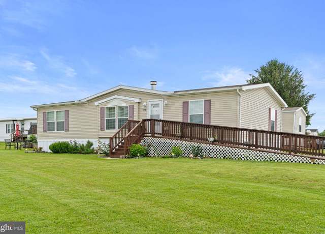 Property at 196 Chesapeake Est, Thomasville, PA 17364, 3 beds, 2 baths