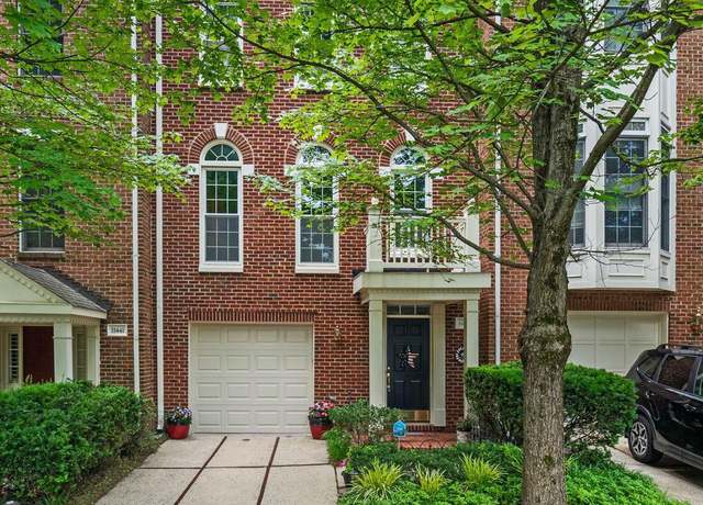 Property at 11443 Sherwood Forest Way, Fairfax, VA 22030, 3 beds, 3.5 baths