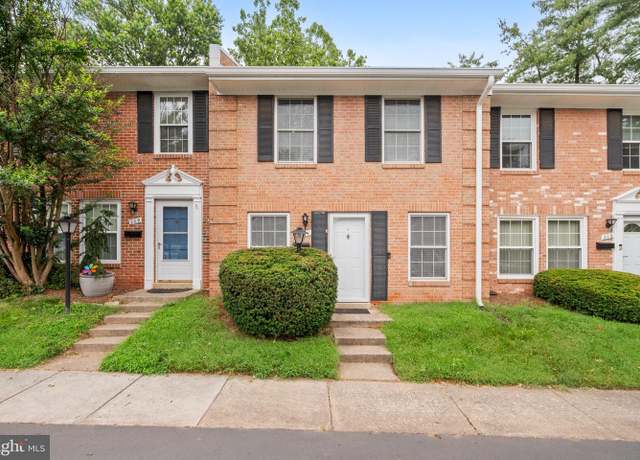 Property at 211 N Duke Dr, Sterling, VA 20164, 3 beds, 1.5 baths