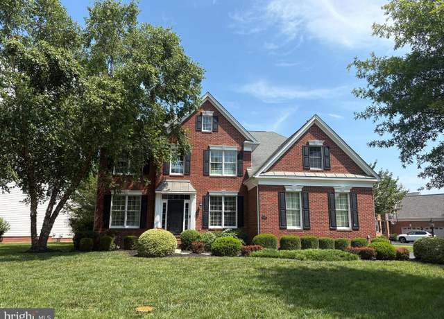 Property at 5740 Solheim Cup Dr, Haymarket, VA 20169, 4 beds, 3.5 baths