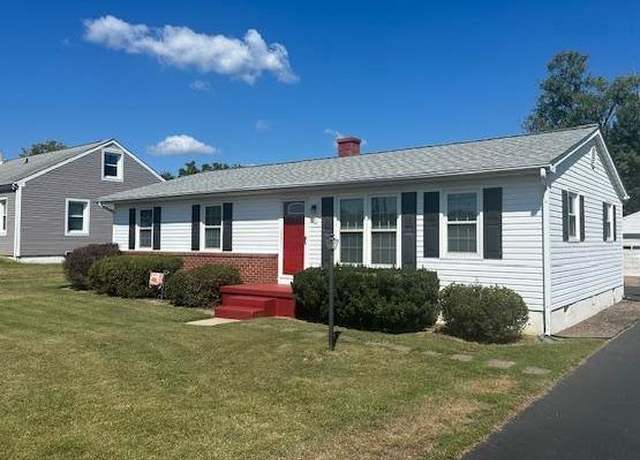 Property at 307 Deacon Rd, Fredericksburg, VA 22405, 3 beds, 2 baths